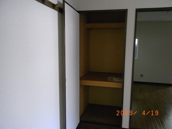 物件内観写真15　(収納)