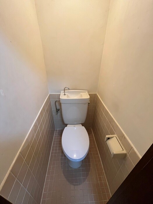 物件内観写真12　(トイレ)