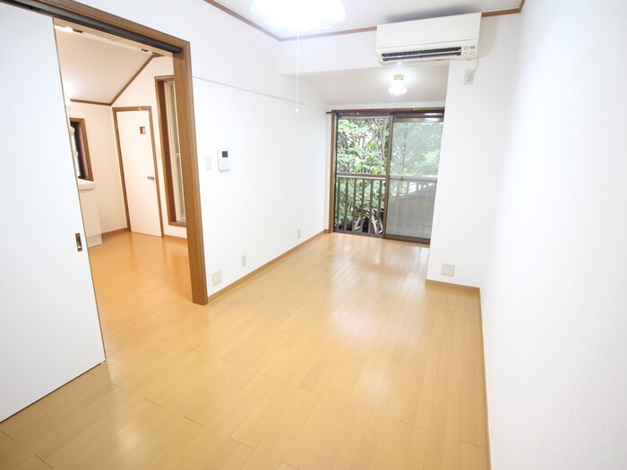 物件内観写真10　(内観写真)