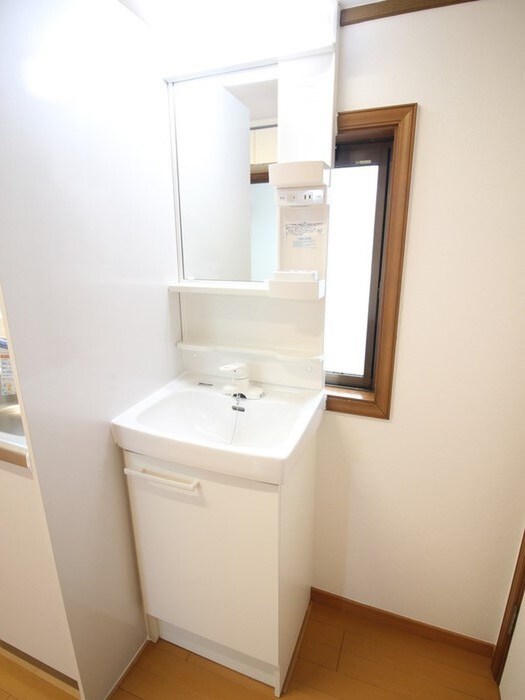 物件内観写真13　(洗面)