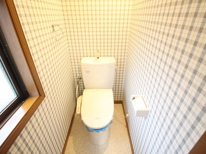 物件内観写真14　(トイレ)