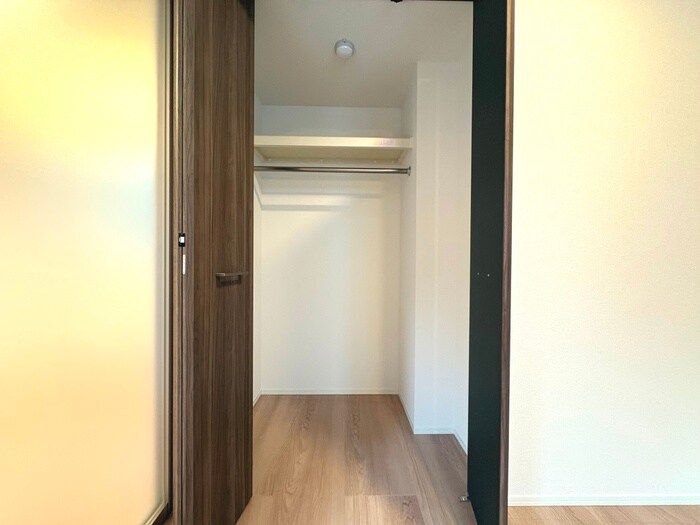 物件内観写真18　(収納)