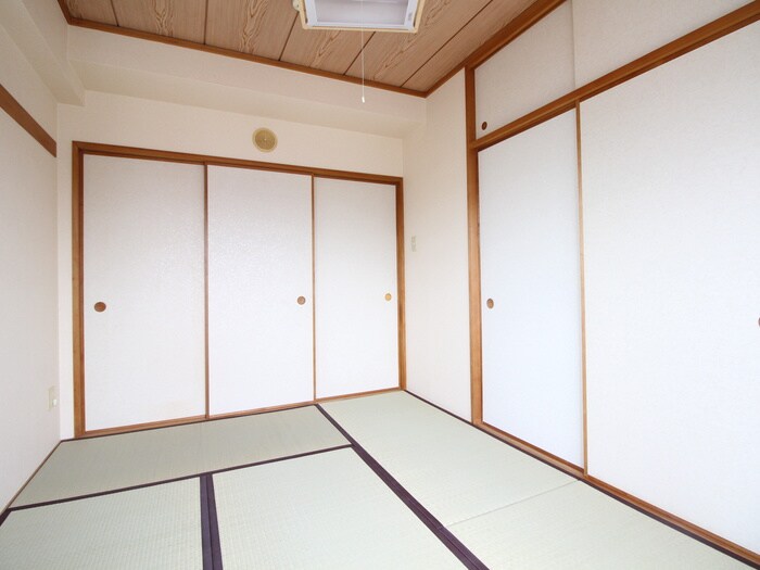 物件内観写真9　(居室)