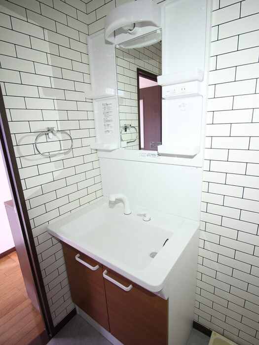 物件内観写真12　(洗面)