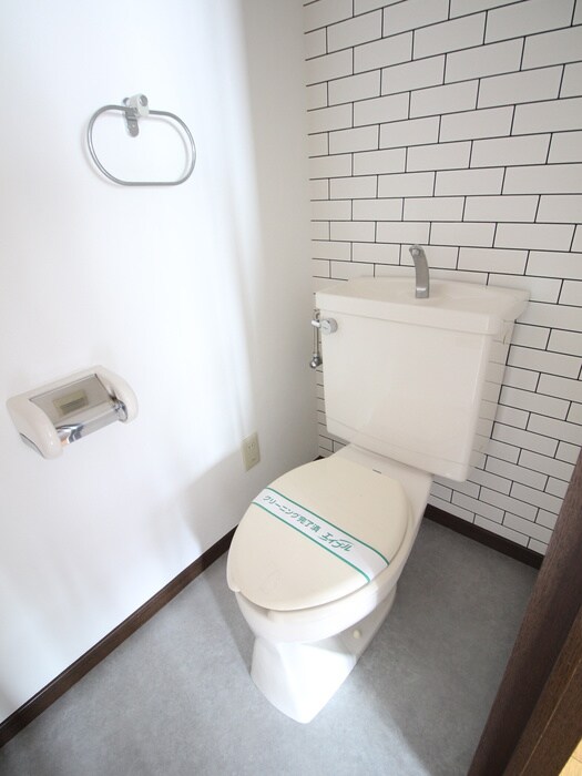 物件内観写真14　(トイレ)