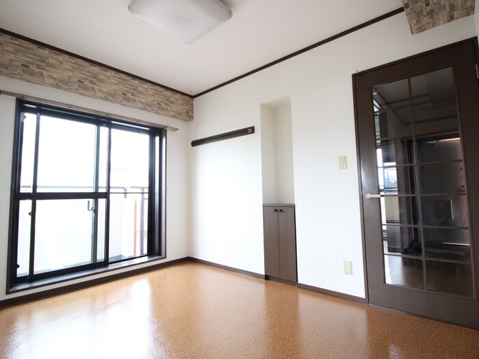 物件内観写真17　(居室)