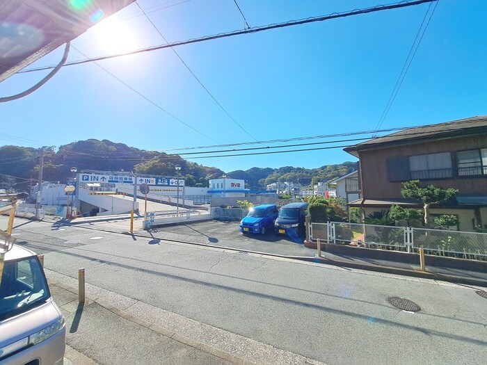 物件内観写真20　(室内からの展望)