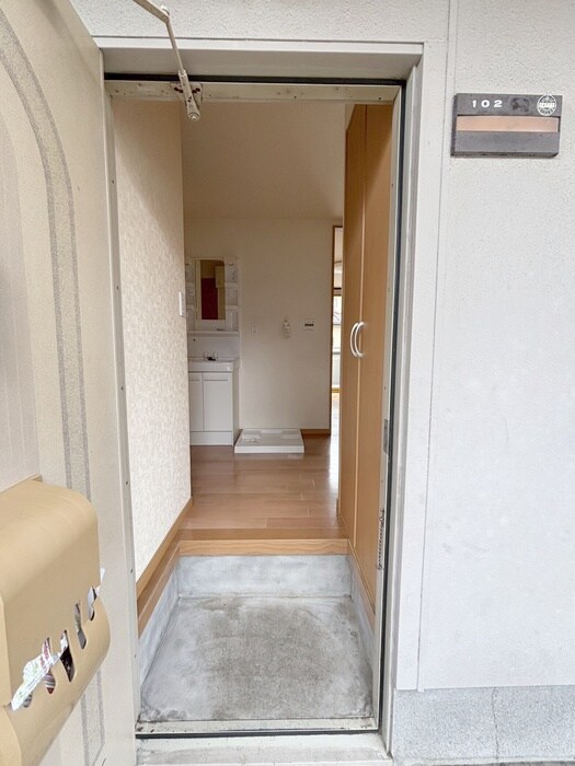 物件内観写真21　(廊下)