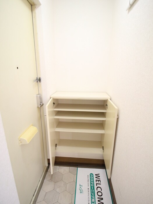 物件内観写真19　(靴箱)