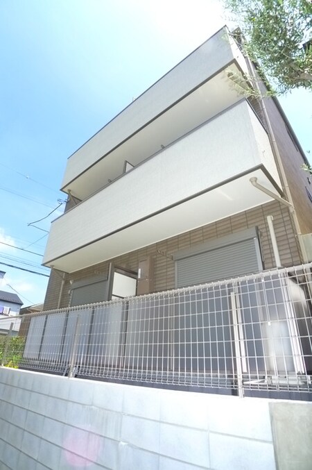 レオーネ新松戸外観写真