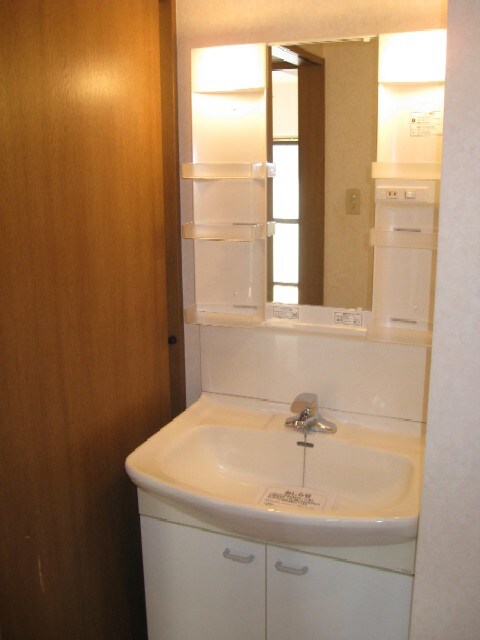 物件内観写真13　(洗面)