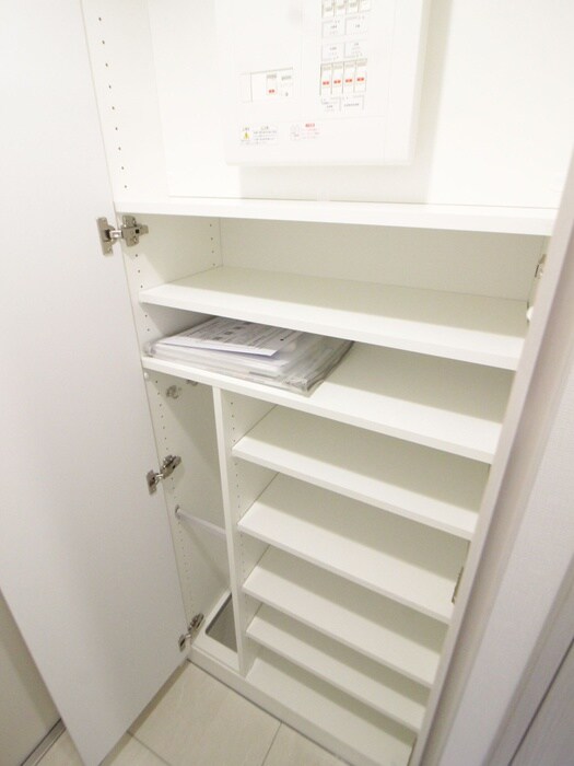 物件内観写真17　(靴箱)