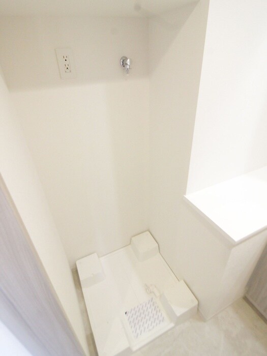 物件内観写真19　(洗濯機置場)
