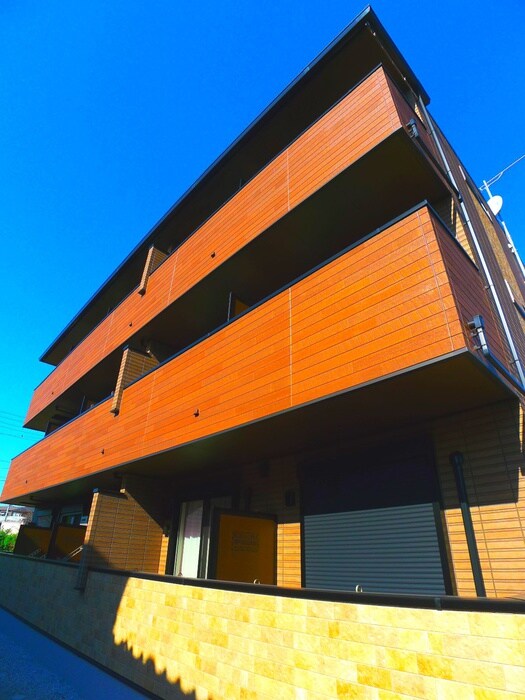 物件外観写真1　(外観写真)