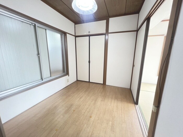 物件内観写真8　(居室)