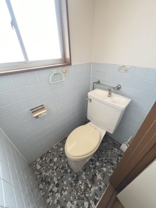 物件内観写真13　(トイレ)