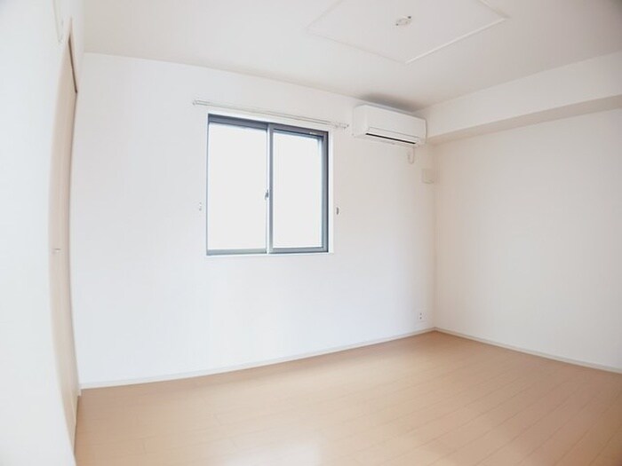 物件内観写真11　(居室)