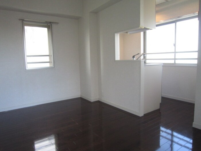 物件内観写真13　(居室)