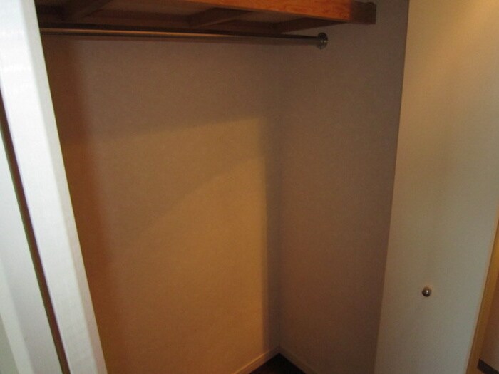 物件内観写真15　(収納)