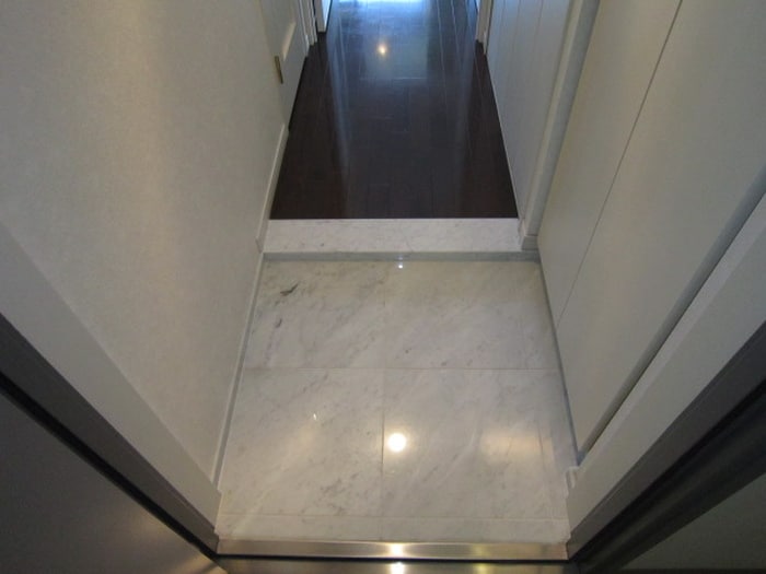 物件内観写真20　(玄関)