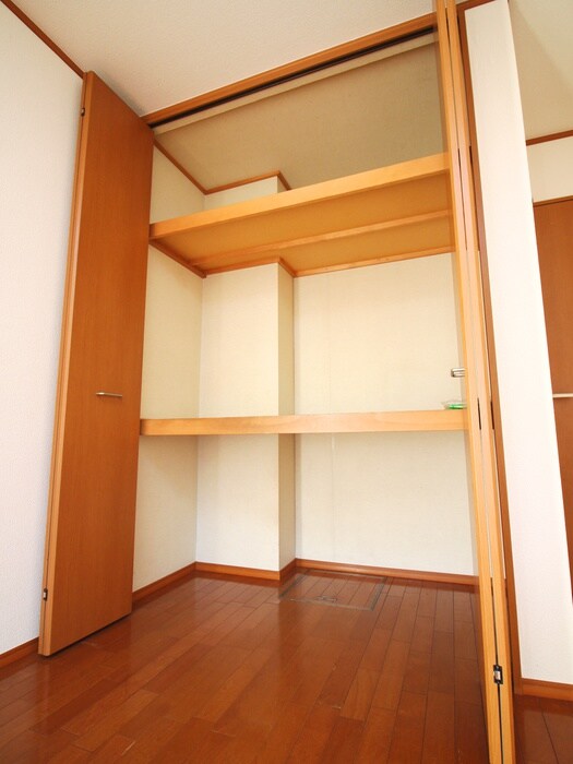 物件内観写真9　(収納)