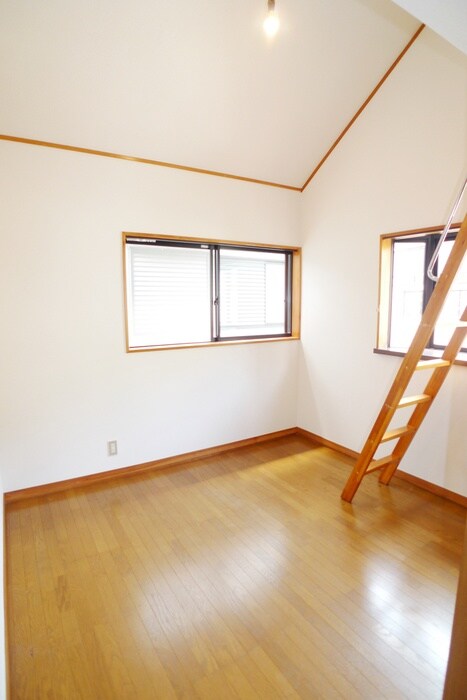 物件内観写真8　(居室)