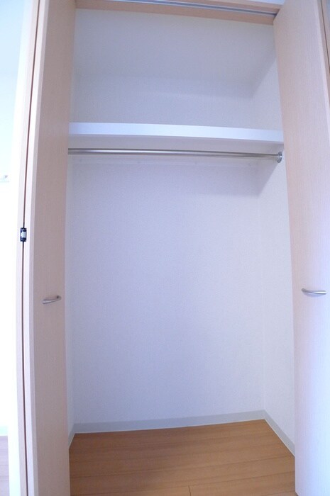 物件内観写真10　(収納)