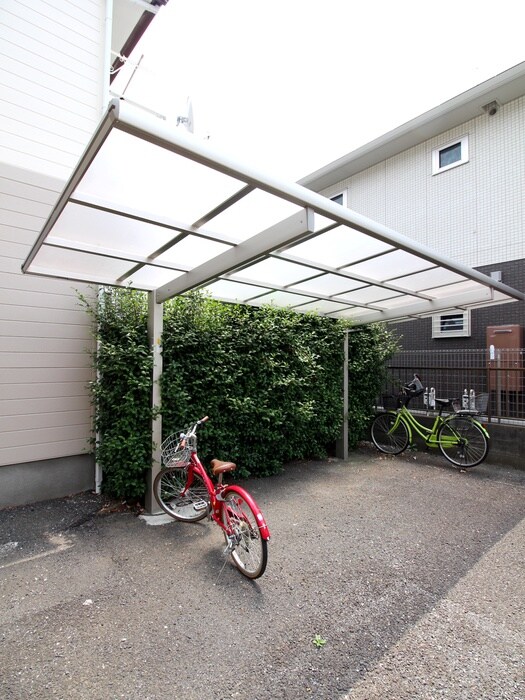 物件外観写真6　(駐輪場)