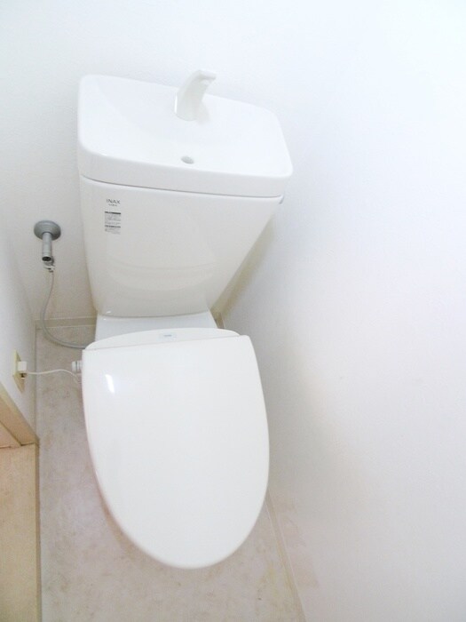 物件内観写真11　(トイレ)