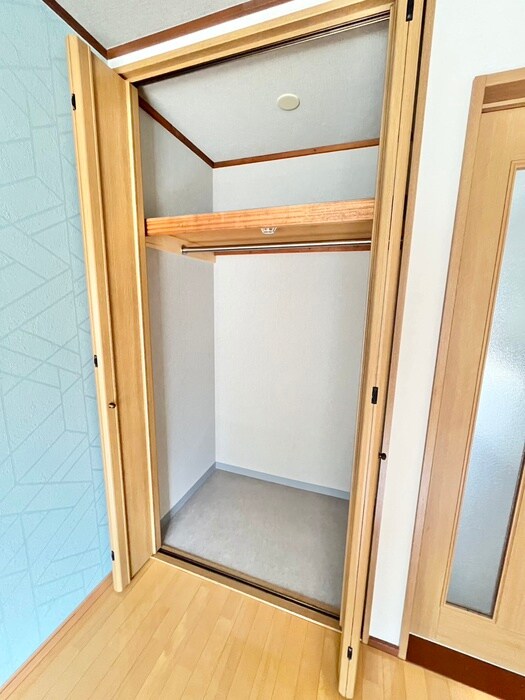 物件内観写真13　(収納)