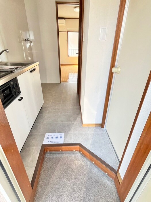 物件内観写真14　(玄関)