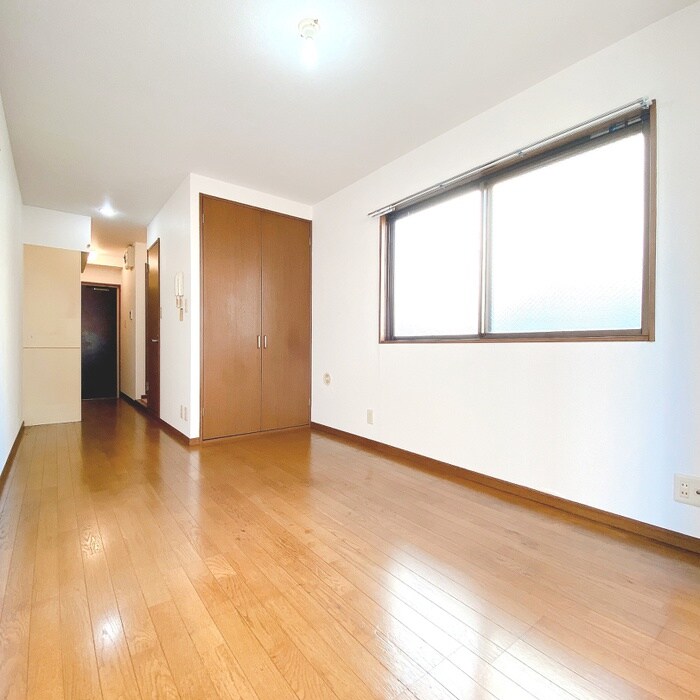 物件内観写真6　(居室)