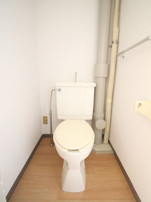 物件内観写真13　(トイレ)