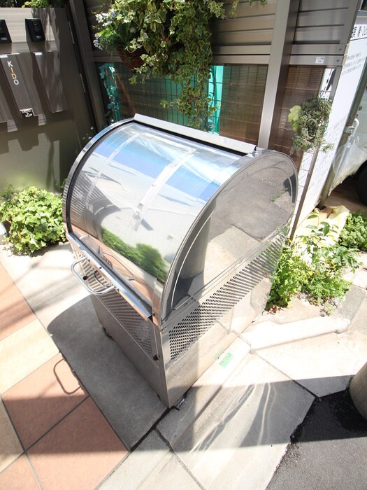 物件外観写真6　(建物設備)