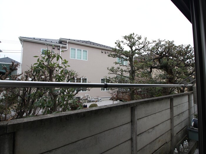 物件内観写真19　(室内からの展望)