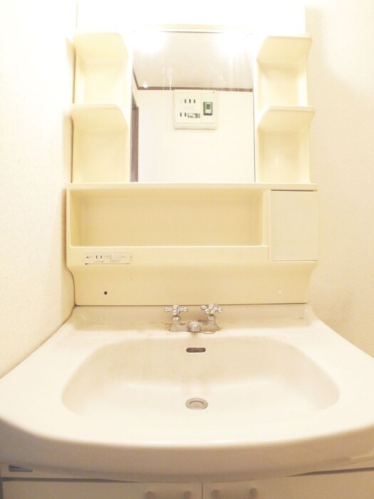 物件内観写真11　(洗面)