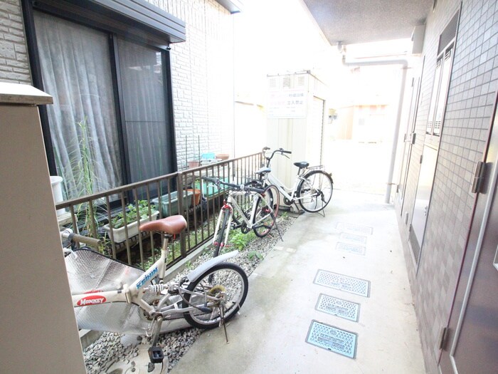 物件外観写真5　(外観写真)