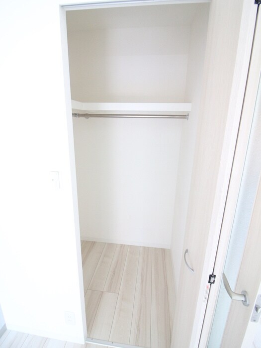 物件内観写真9　(収納)