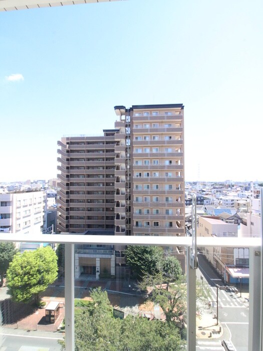 物件内観写真11　(室内からの展望)