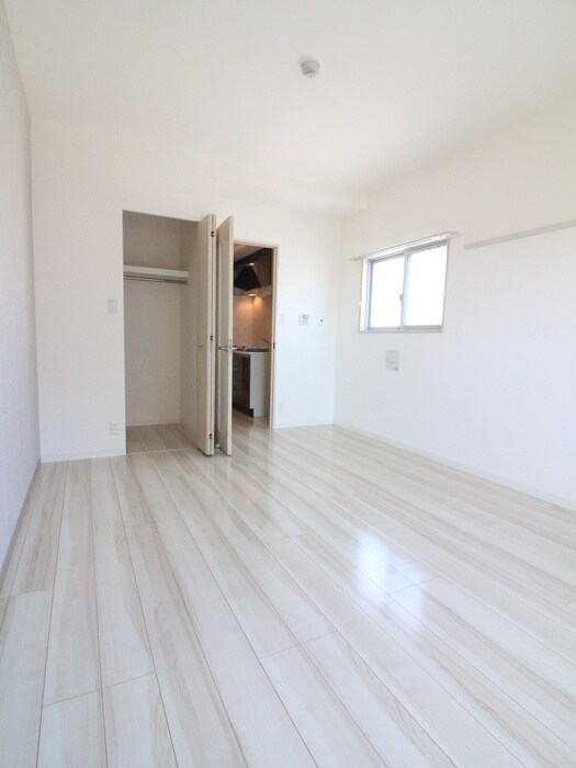 物件内観写真15　(居室)