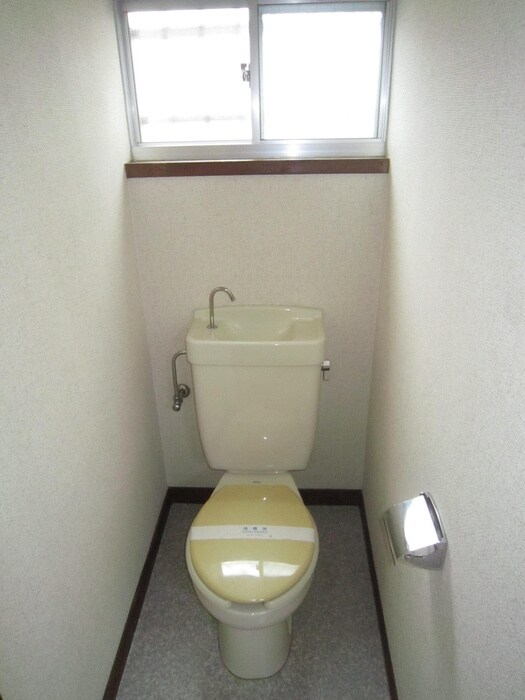 物件内観写真13　(トイレ)