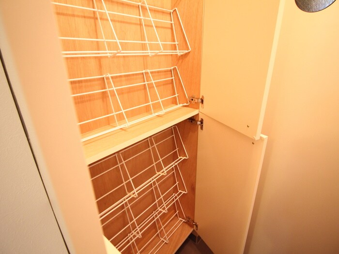 物件内観写真19　(靴箱)