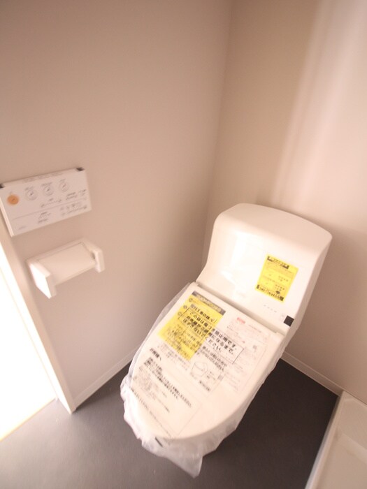 物件内観写真11　(トイレ)