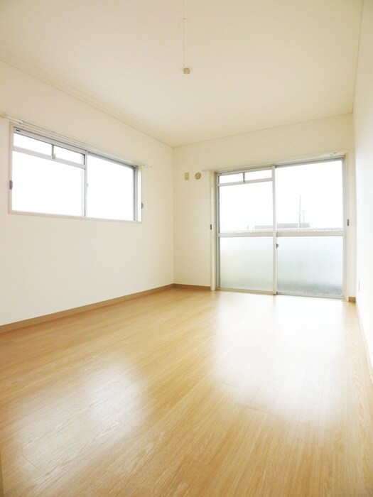 物件内観写真10　(居室)