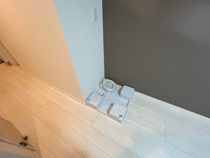 物件内観写真12　(洗濯機置場)