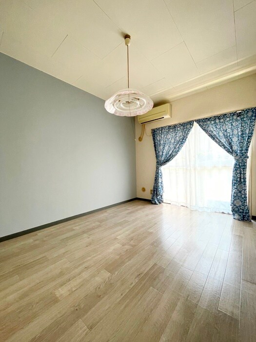 物件内観写真6　(居室)