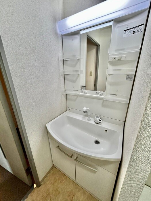 物件内観写真12　(洗面)