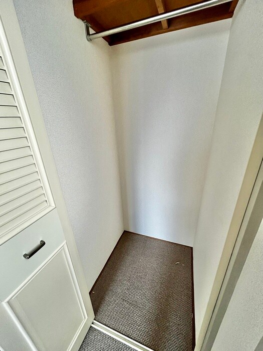 物件内観写真18　(収納)