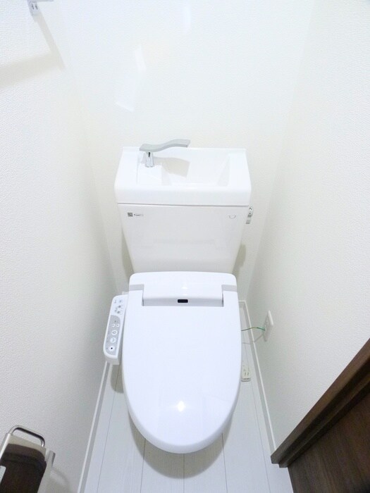 物件内観写真12　(トイレ)