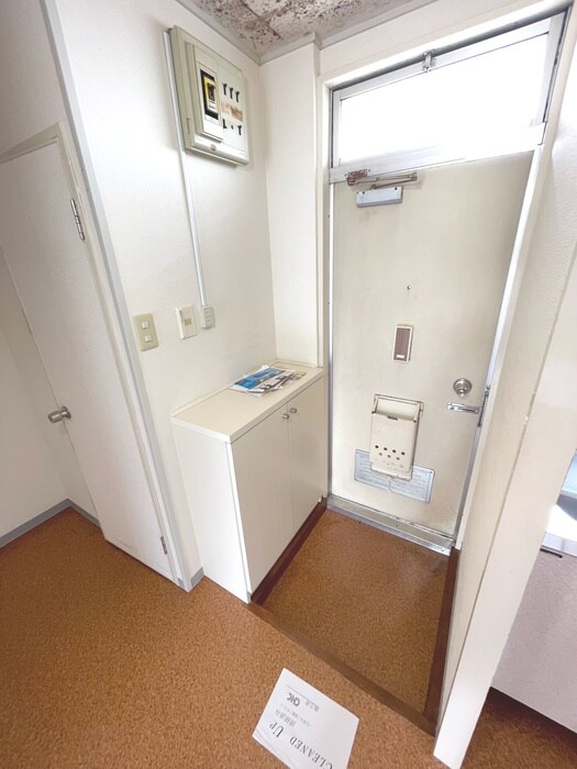 物件内観写真21　(玄関)